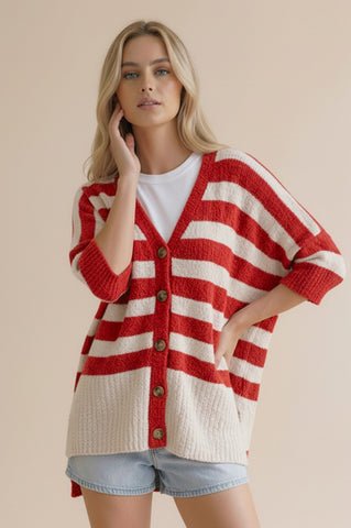 Oversized white and red striped sweater with a V neck and wooden buttons